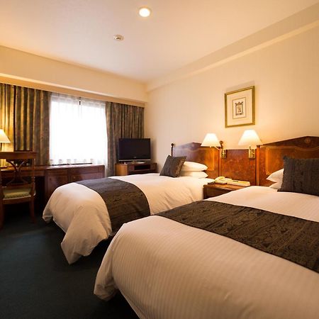 ดูกซ์ โฮเทล ฮะกะตะ Hotel ฟูกุโอกะ ภายนอก รูปภาพ